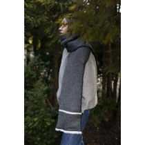 芬蘭Lapuan Kankurit TANHU 雙面羊毛口袋圍巾 (深灰)